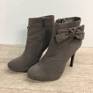 Charming Charlie Mushroom Stiletto Low Boot